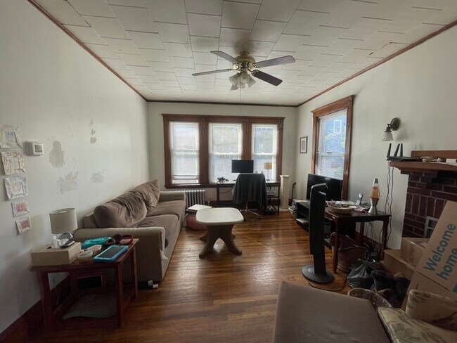 Foto del edificio - 63 Pinckney St