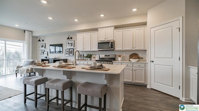 Foto del edificio - 1083 Meadowlark Dr