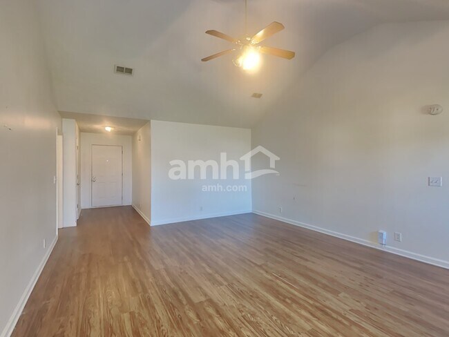 Building Photo - 3178 Holsted Drive