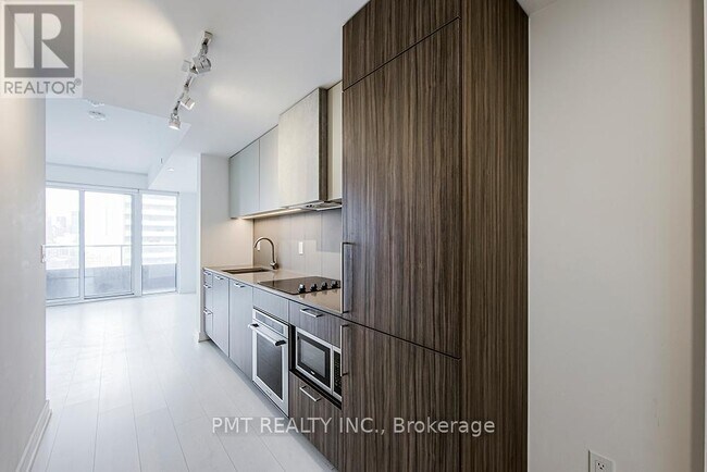 Photo du bâtiment - 19 Western Battery Rd