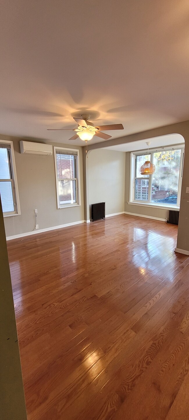 Living Room - 46 Clara St