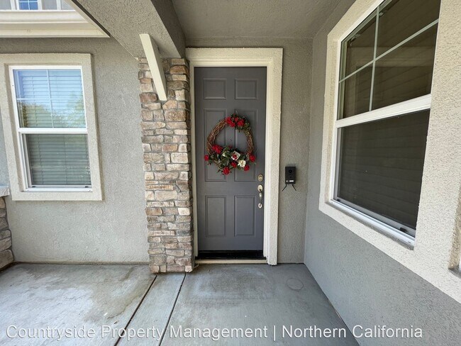 Building Photo - 3 br, 4 bath House - 139 Portrait Lane