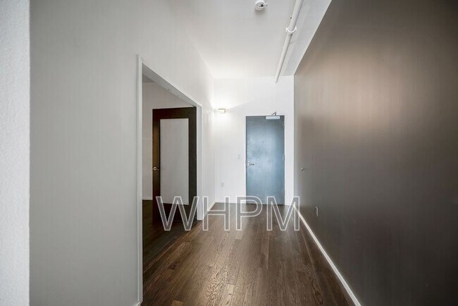 Foto del edificio - 2115 Yeaman Pl
