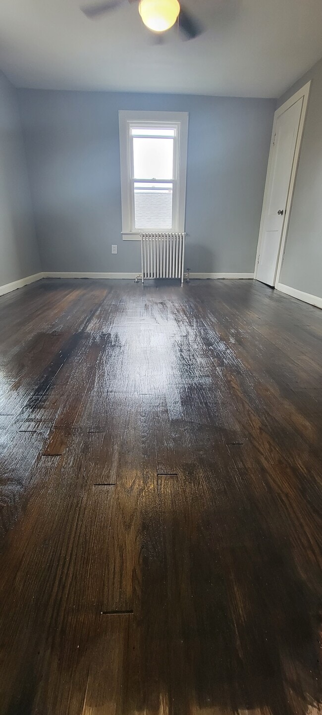 Building Photo - 207 East Chestnut Street