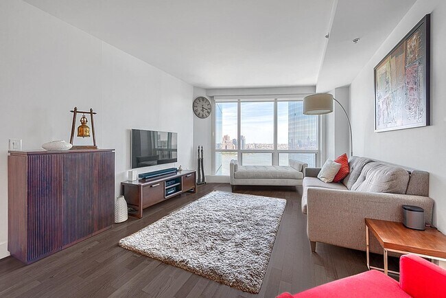 Foto del edificio - 77 Hudson St