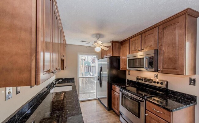 Foto del edificio - Beautiful 3 Bedroom Single Family Home in ...