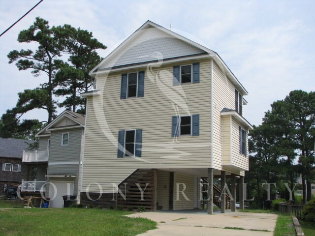 Primary Photo - 2212 Colington Rd