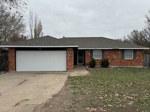 Building Photo - 717 NW 67th St