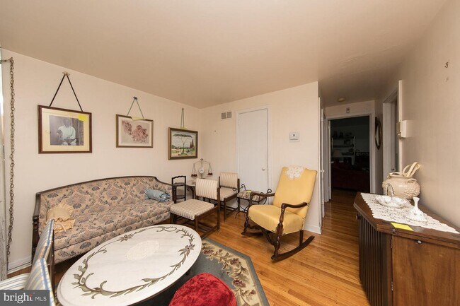 Foto del edificio - 7972 Gilbert St