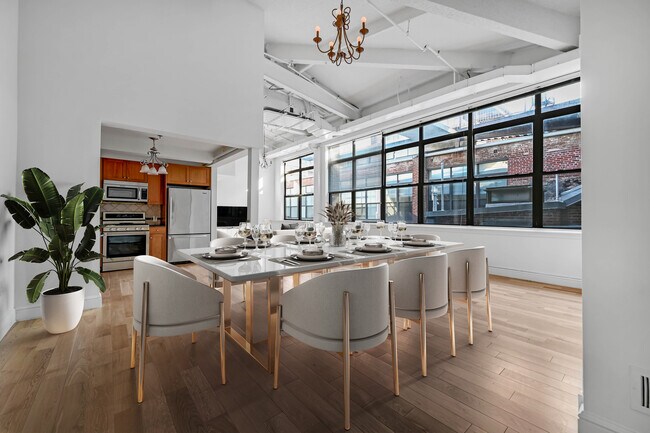 Foto del edificio - 300 COMMUNIPAW Ave