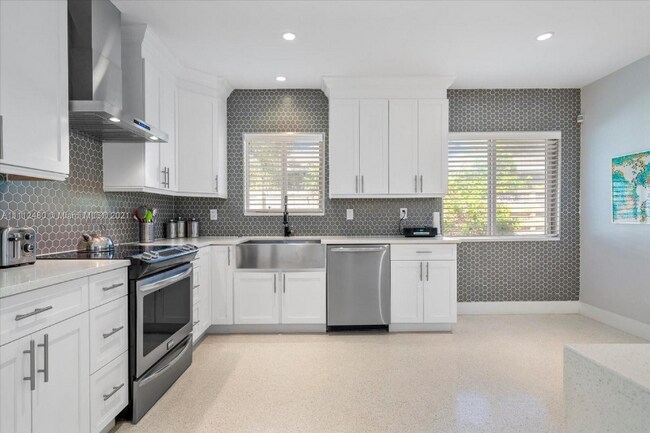 Foto del edificio - 1900 NE 42nd St