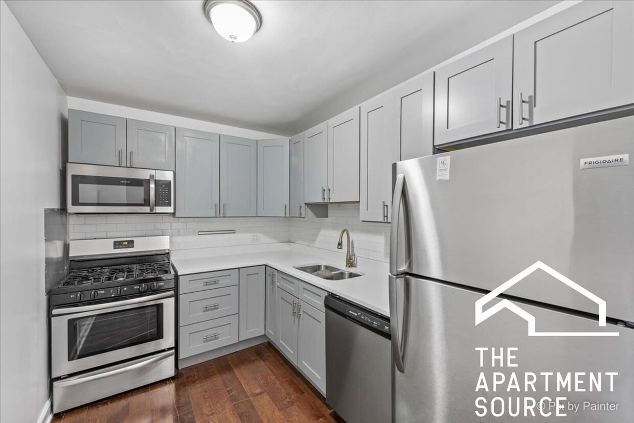 Foto principal - 7319 N Rogers Ave