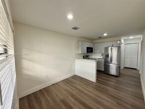 Building Photo - 1731 Alcazar Dr