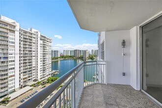 Building Photo - 18041 Biscayne Blvd
