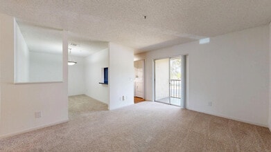 Interior Photo - Alafaya Woods