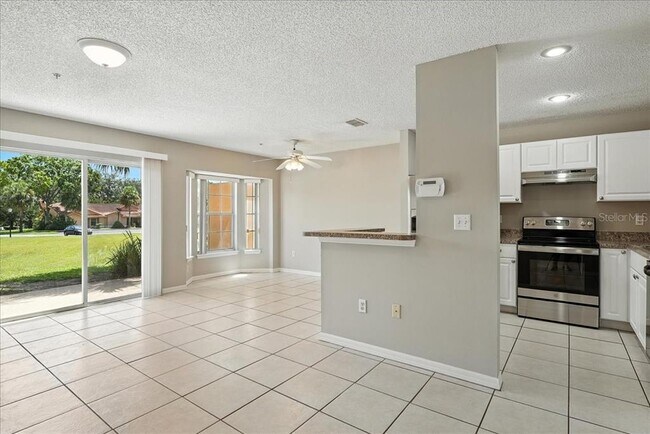 Foto del edificio - 1190 N Fairway Dr