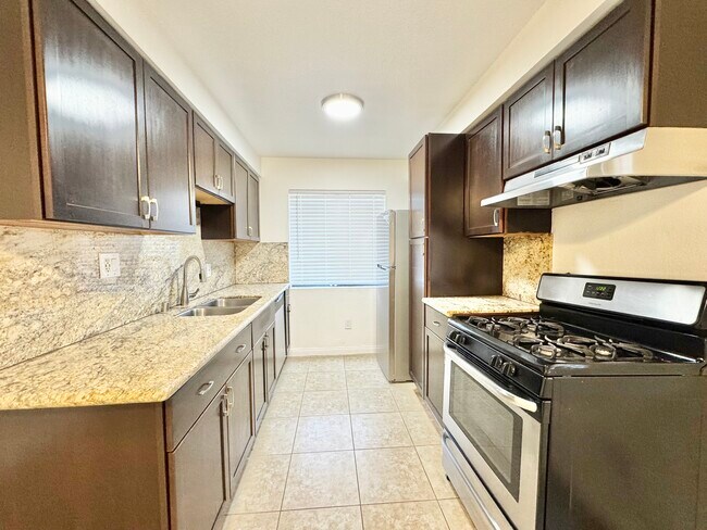 Building Photo - 9050 Tobias Ave
