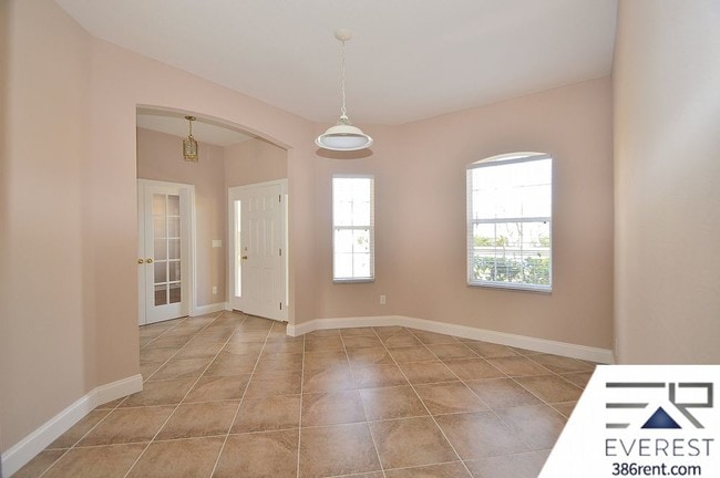 Building Photo - 40 Louisburg Ln