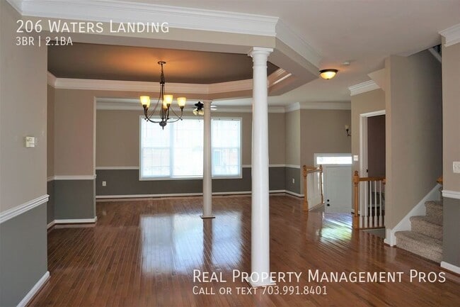 Building Photo - 206 Waters Landing