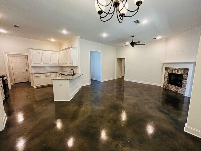 Foto del edificio - 217 Hemingway Cir