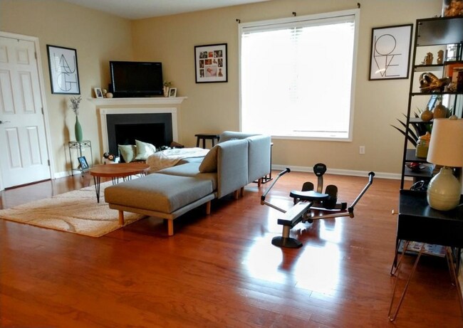 Foto del edificio - 115 Alma Mater Dr