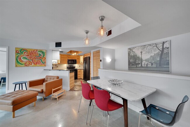 Foto del edificio - 2021 SE 10th Ave