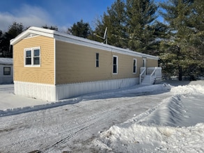 Building Photo - 120 1st St