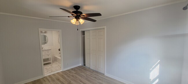 Master bedroom - 564 Ventura St