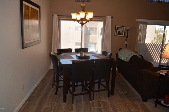 Foto del edificio - 11260 N 92nd St