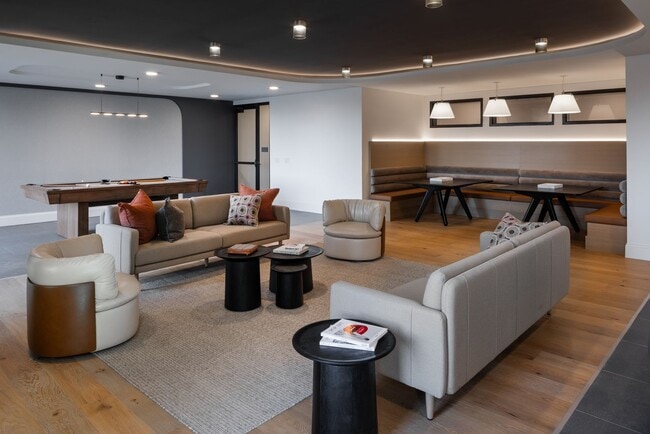Interior Photo - The Symphony at OneNorth