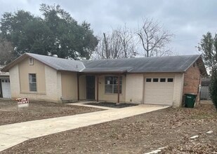 Building Photo - 4530 Longvale Dr