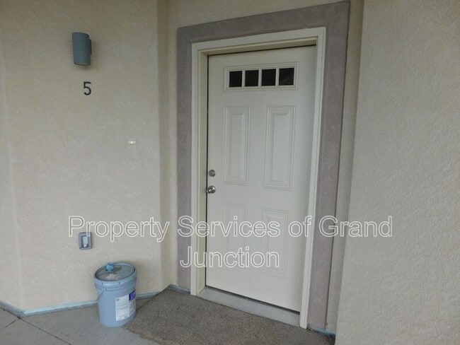 Photo - 662 Brookwillow Dr Apartment