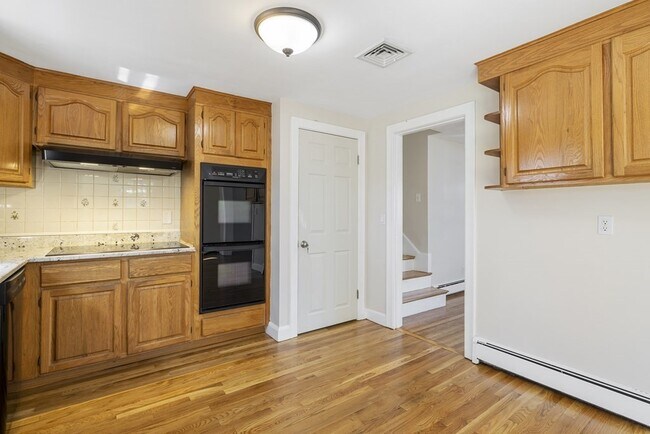 Foto del edificio - 160 Ravenswood Rd
