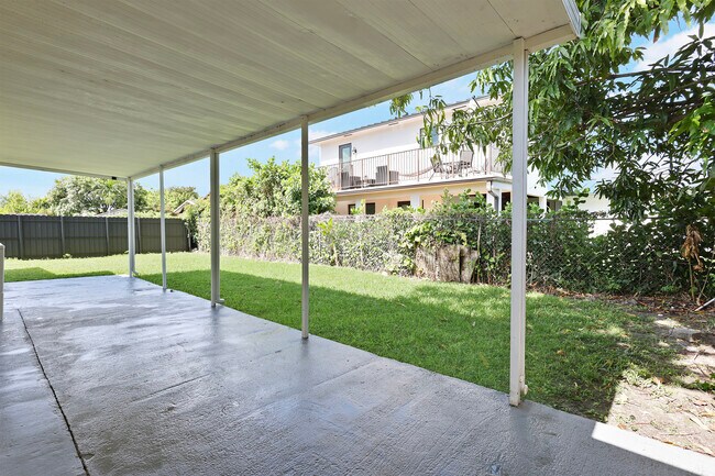 Foto del edificio - 532 SW 79th Ave