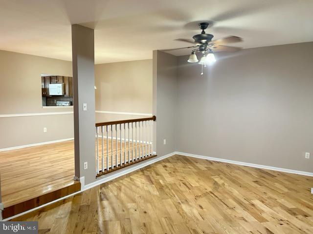 Foto del edificio - 684 Lions Gate Ln