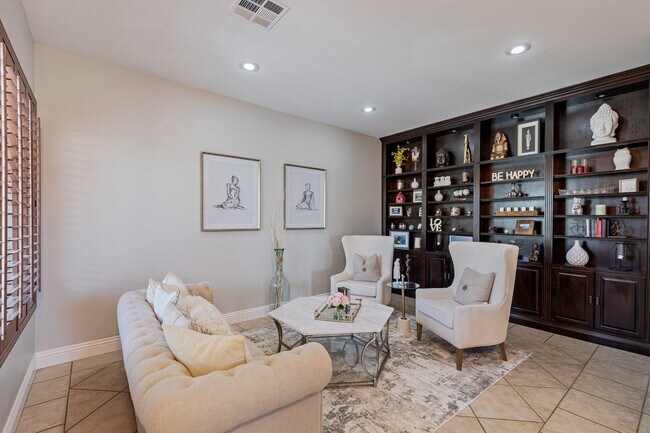 Foto del edificio - 7 Braelinn Dr