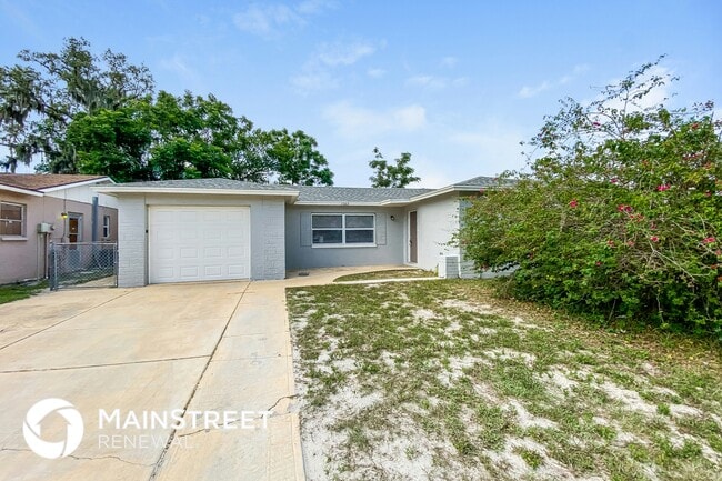 Building Photo - 7525 Foxbloom Dr
