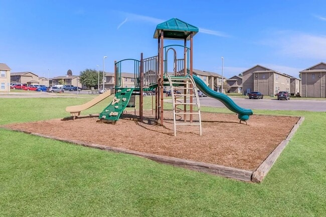 Foto del edificio - 409 Riverhill Loop