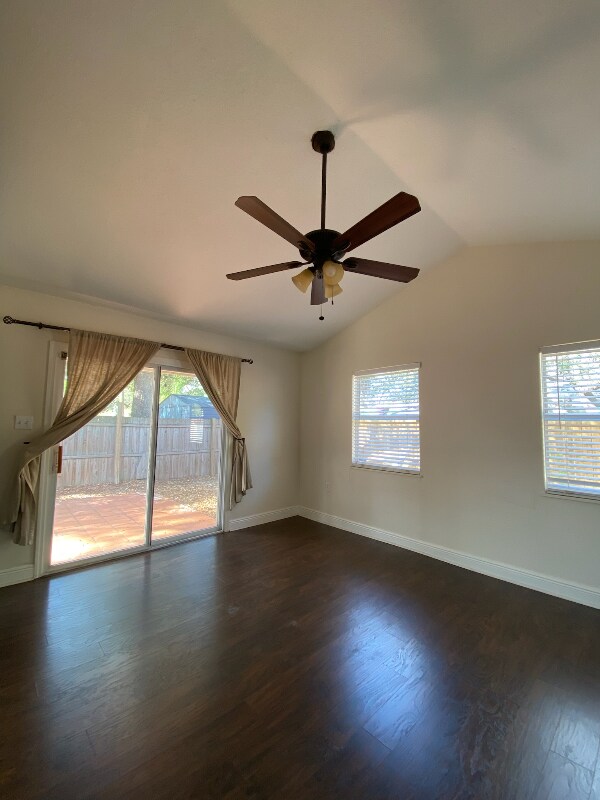 Foto del edificio - 3202 W Hartnett Ave