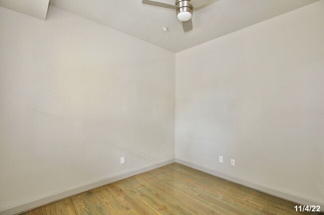 Foto del edificio - Beautiful 4/4.5 Home with 2 Car Garage in the Heart of Mills-Orlando!