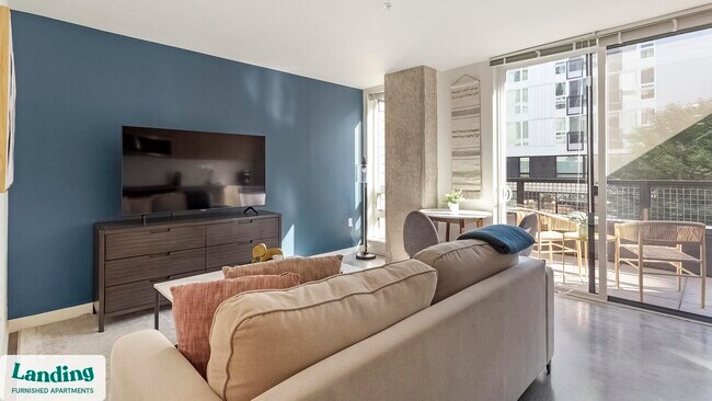 Building Photo - 2301 E Union St