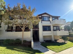 Building Photo - 18142 Sundowner Way