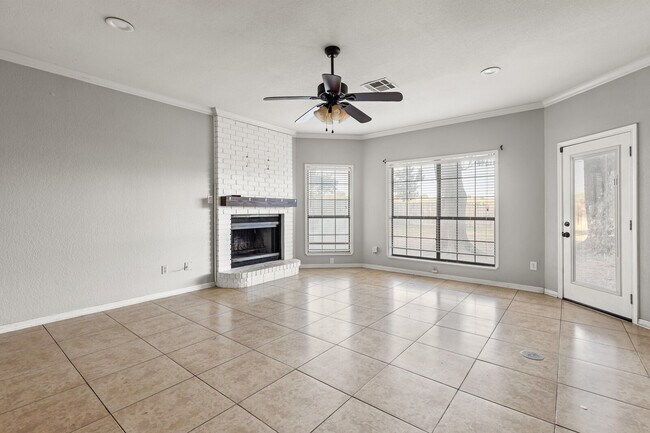 Foto del edificio - 412 Meadow Mountain Dr