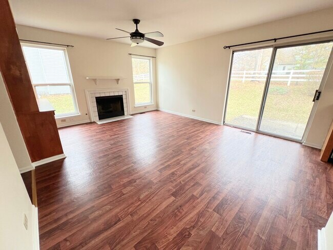 Foto del edificio - 2006 Aspen Dr