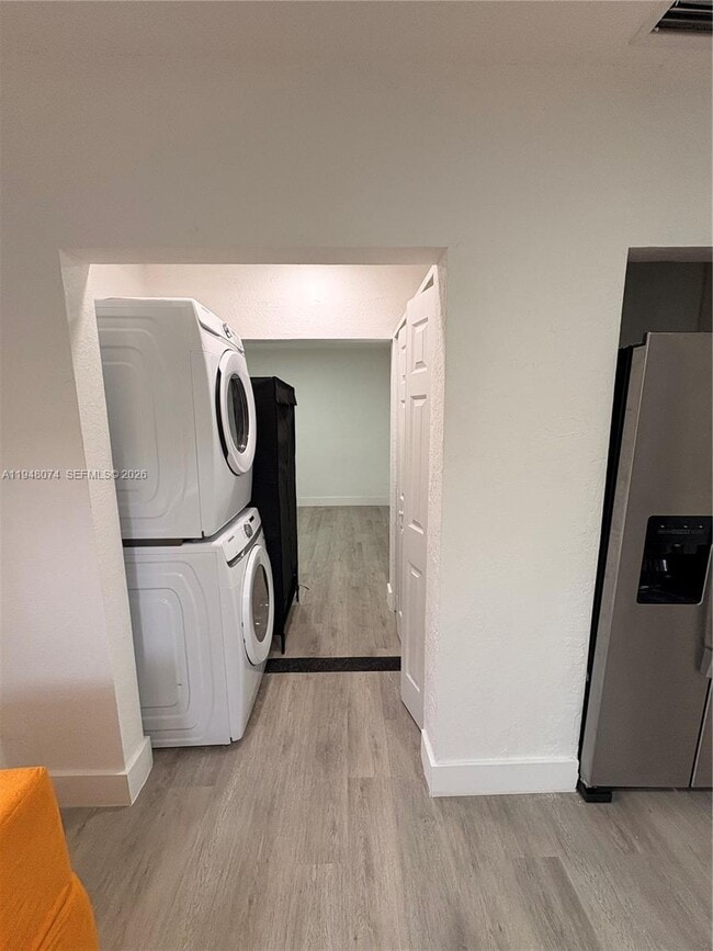 Foto del edificio - 675 NE 159th St