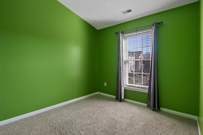 Building Photo - 44 Turnbrook Ct