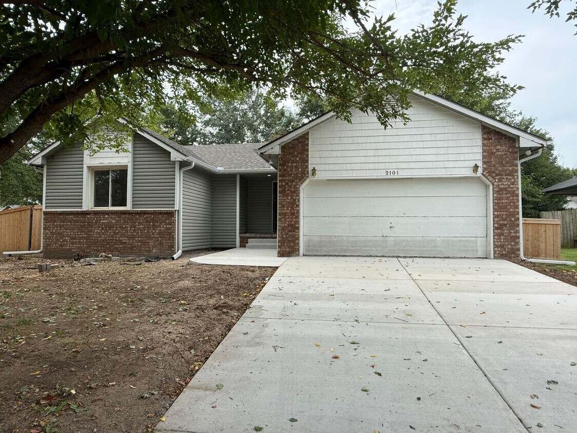 Foto del edificio - 2101 N Parkridge Ct