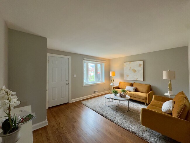 Building Photo - Charming 2Beds/1Bath in Yale Heights