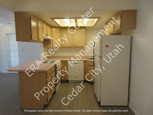 Foto del edificio - **Move-In Bonus!** 3 bed, 2 bath Twin Home