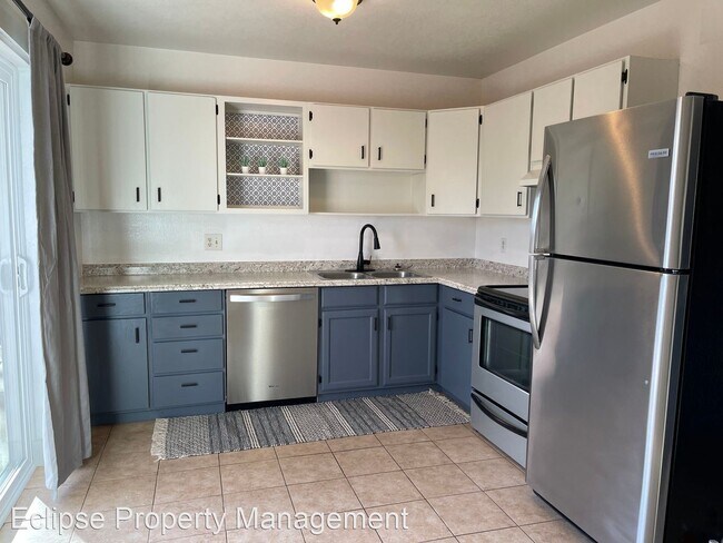 Building Photo - 2 br, 1 bath House - 3290 Lombardy Lane #A